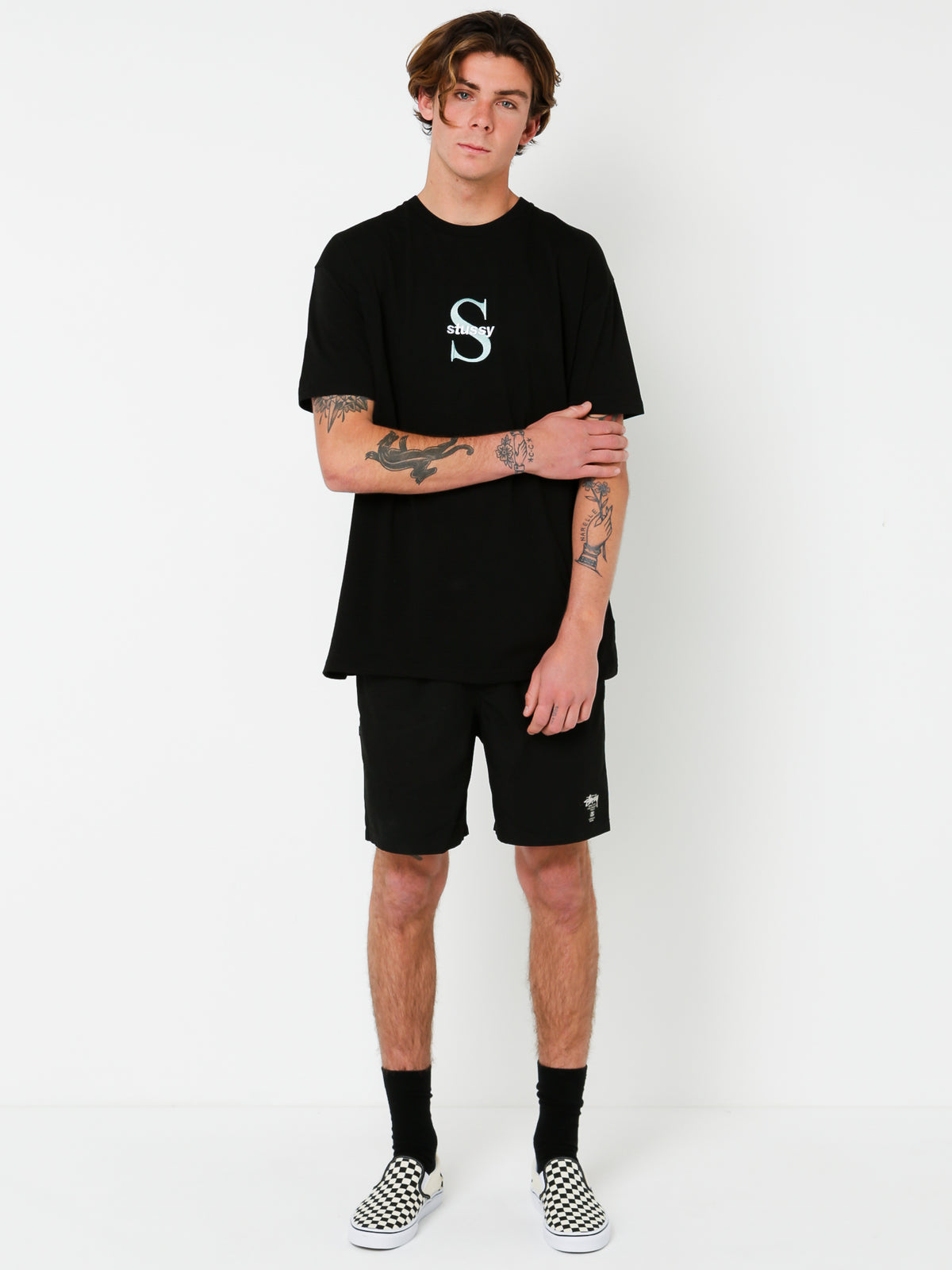 Basic Cities Shorts in Black
