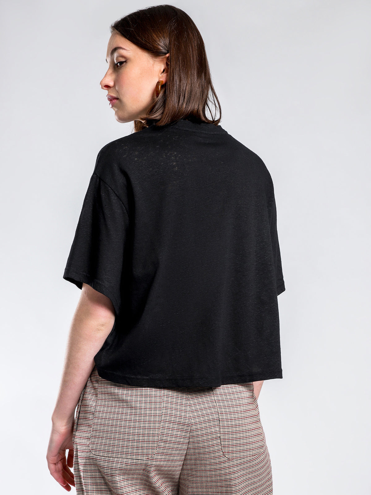 Texty Boxy Linen T-Shirt in Black