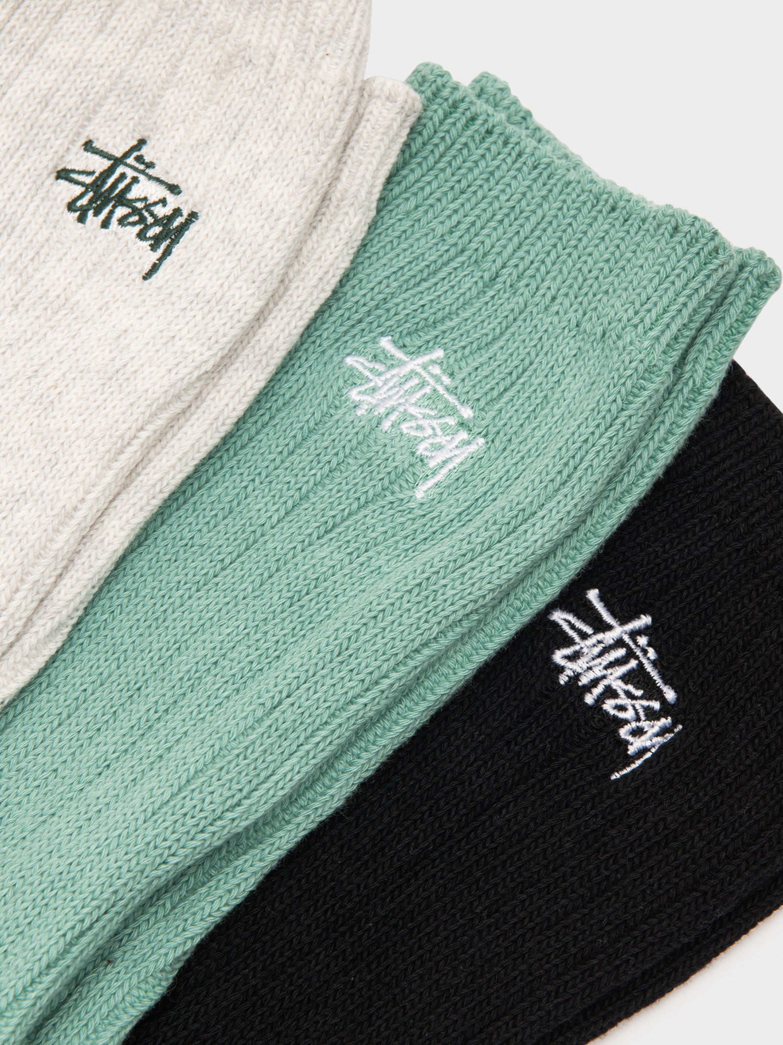 3 Pairs of Ribbed Graffiti Crew Socks