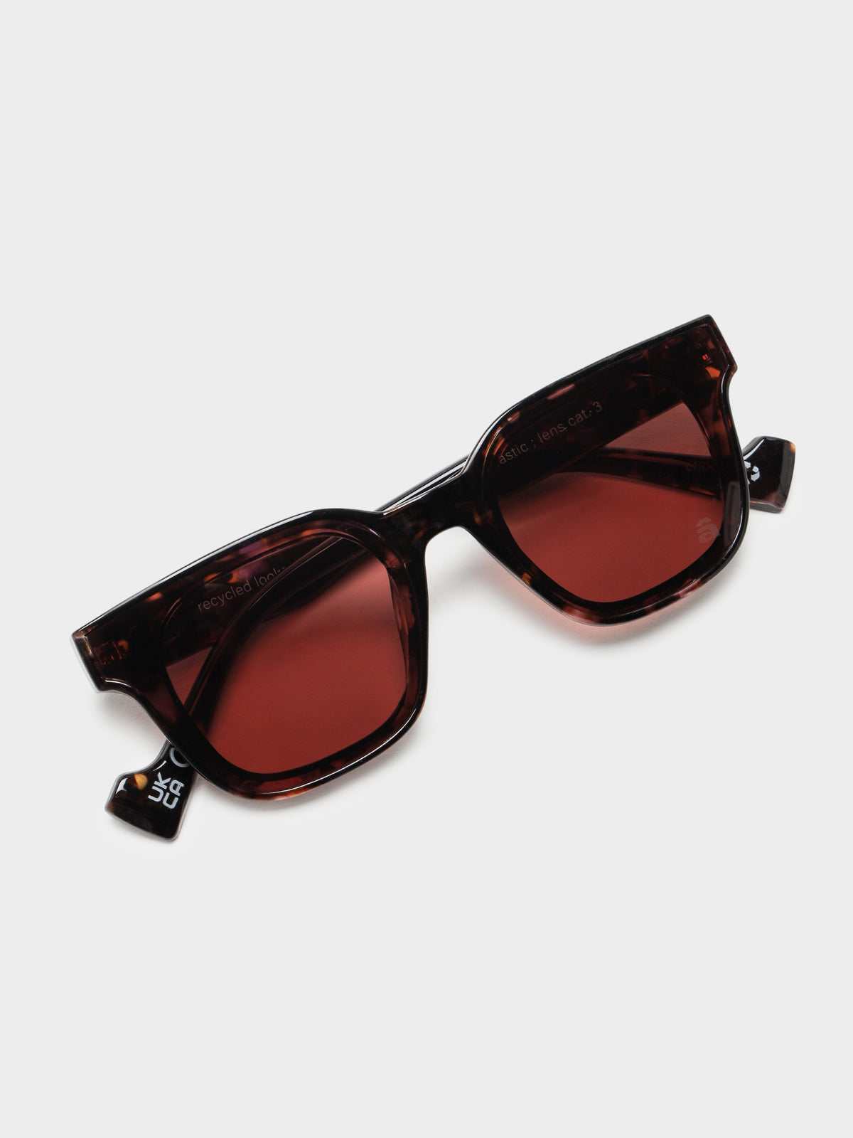 Ellis Sunglasses in Elysium Black &amp; Red