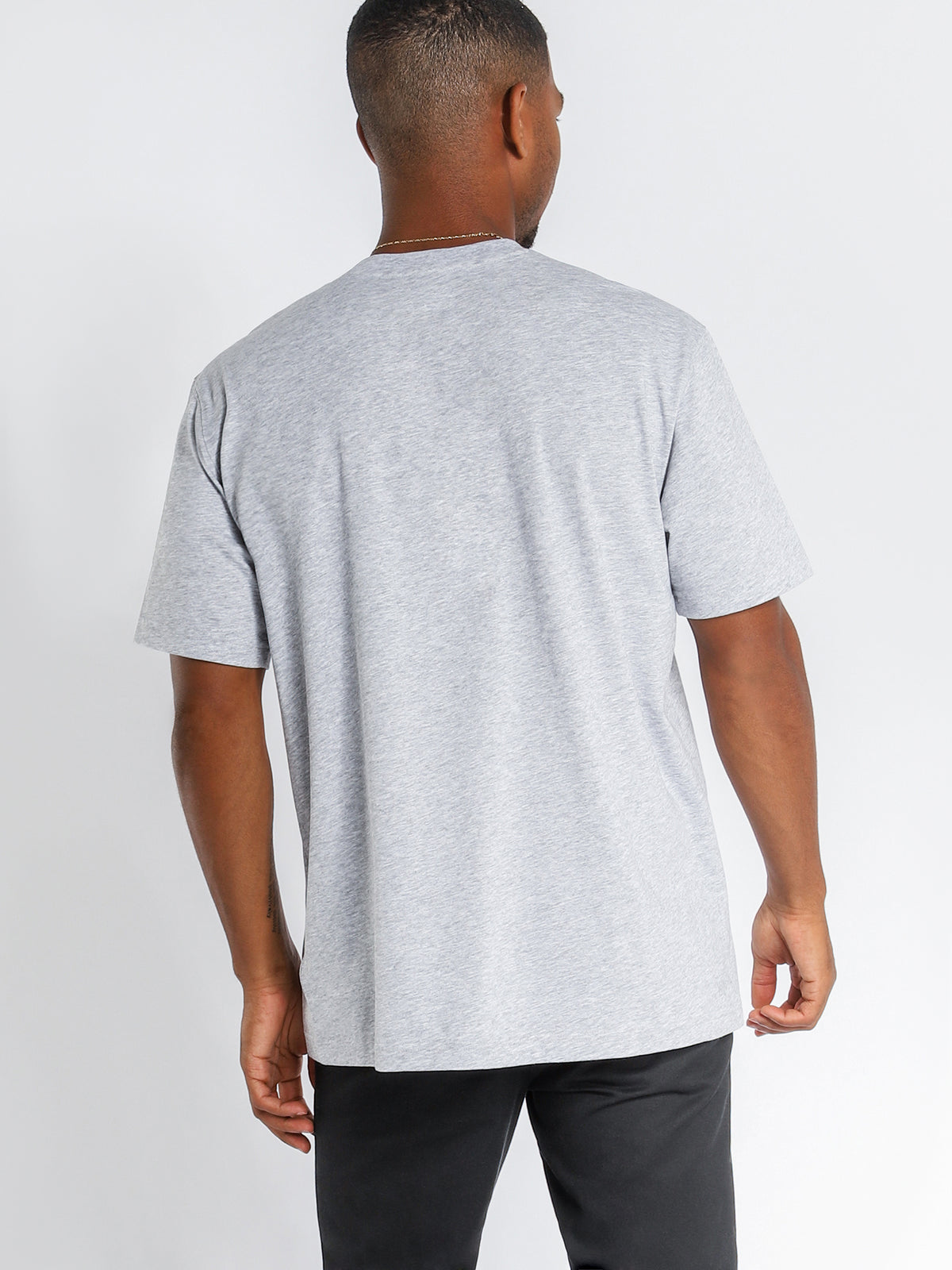 Basic T-Shirt in Silver Chine
