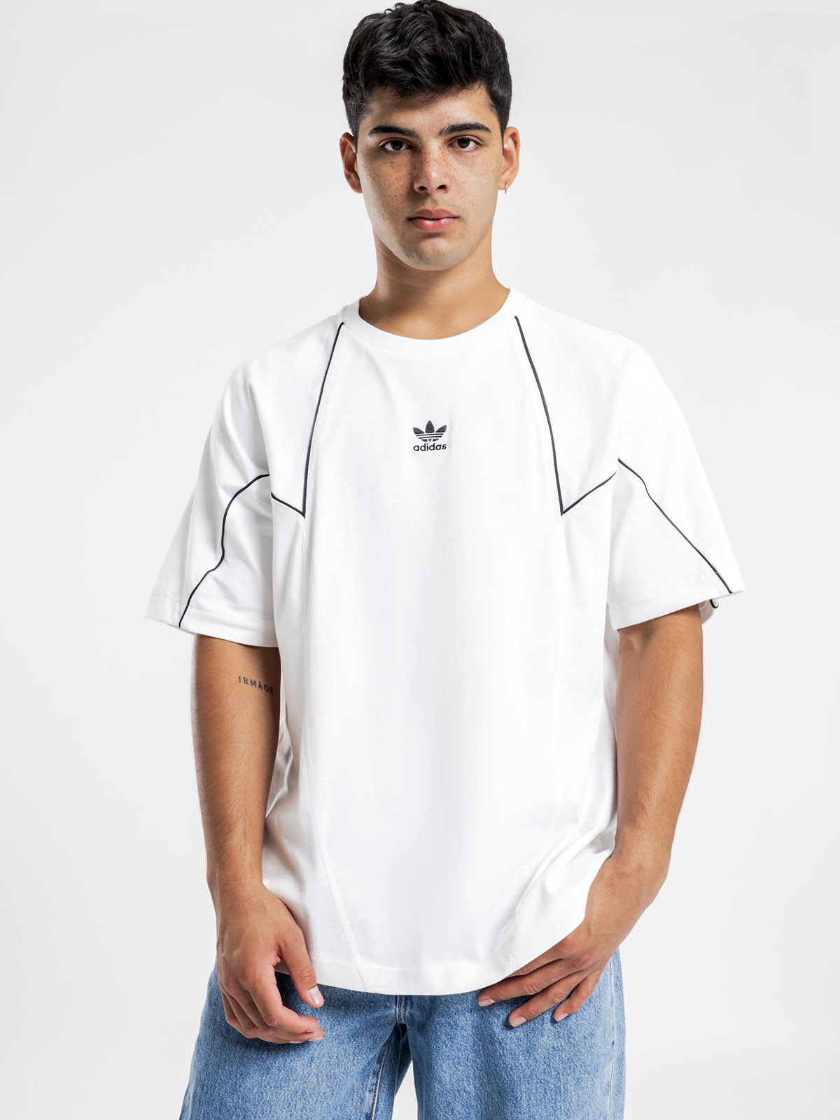 Big Trefoil Abstract T-Shirt in White