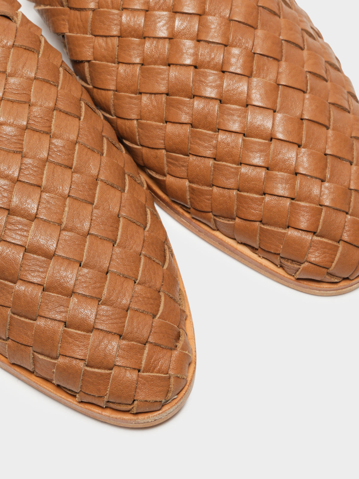 Urge Womens Luella Flats | Brown