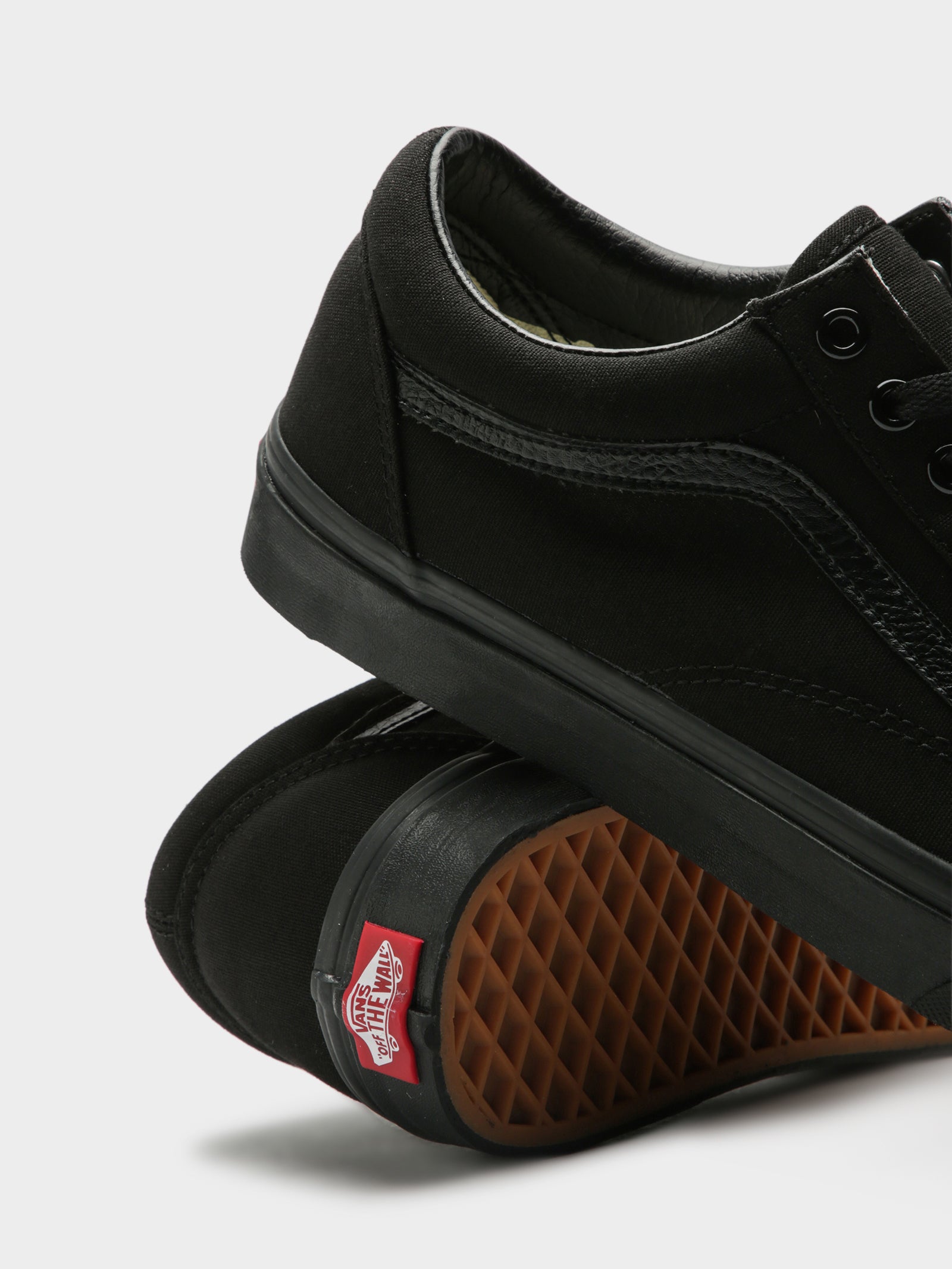 Inhibir Privilegiado Luminancia Unisex Old Skool Sneakers in All Black - Glue Store