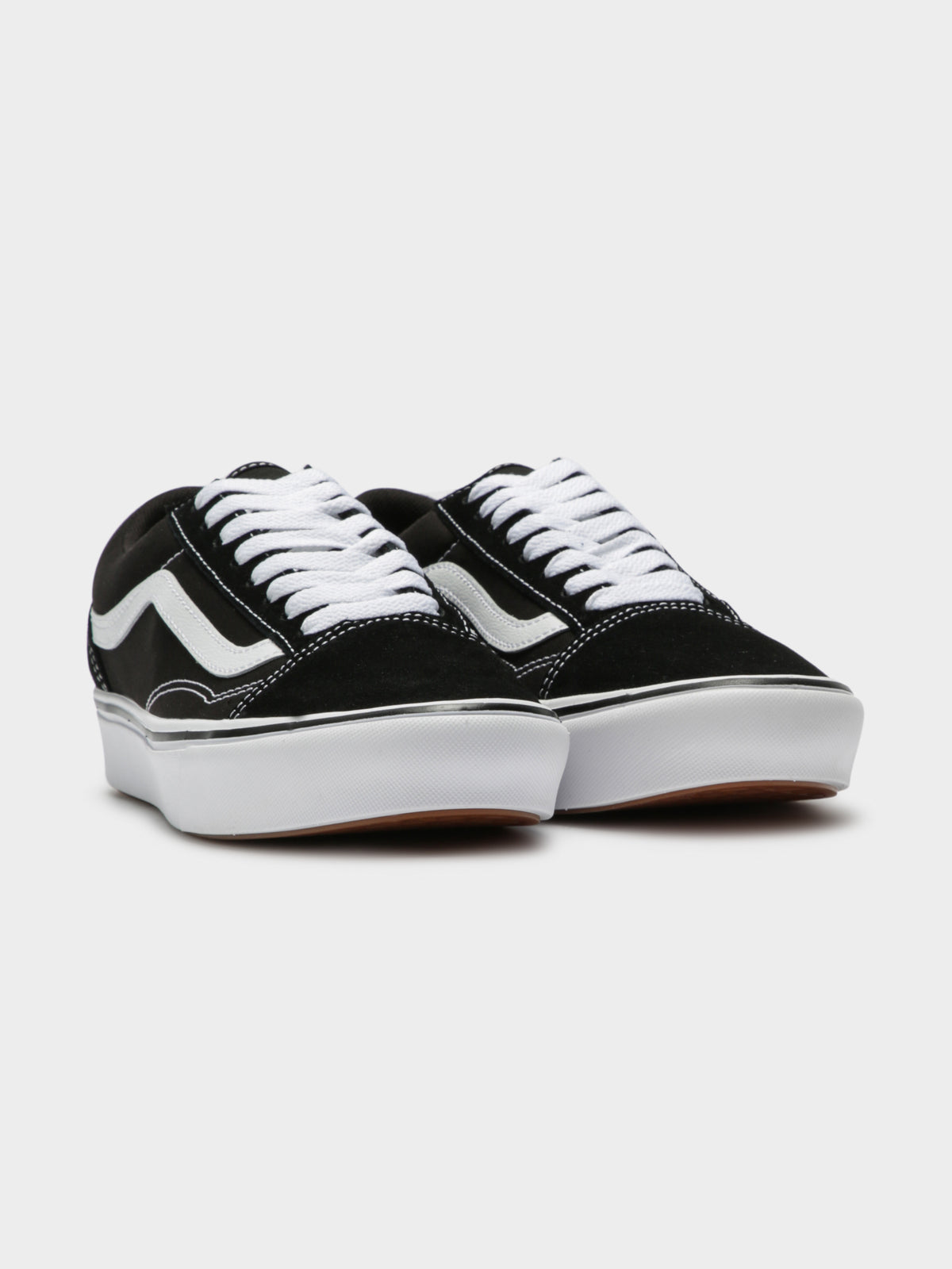 Unisex Comfycush Old Skool Sneakers in Black &amp; White
