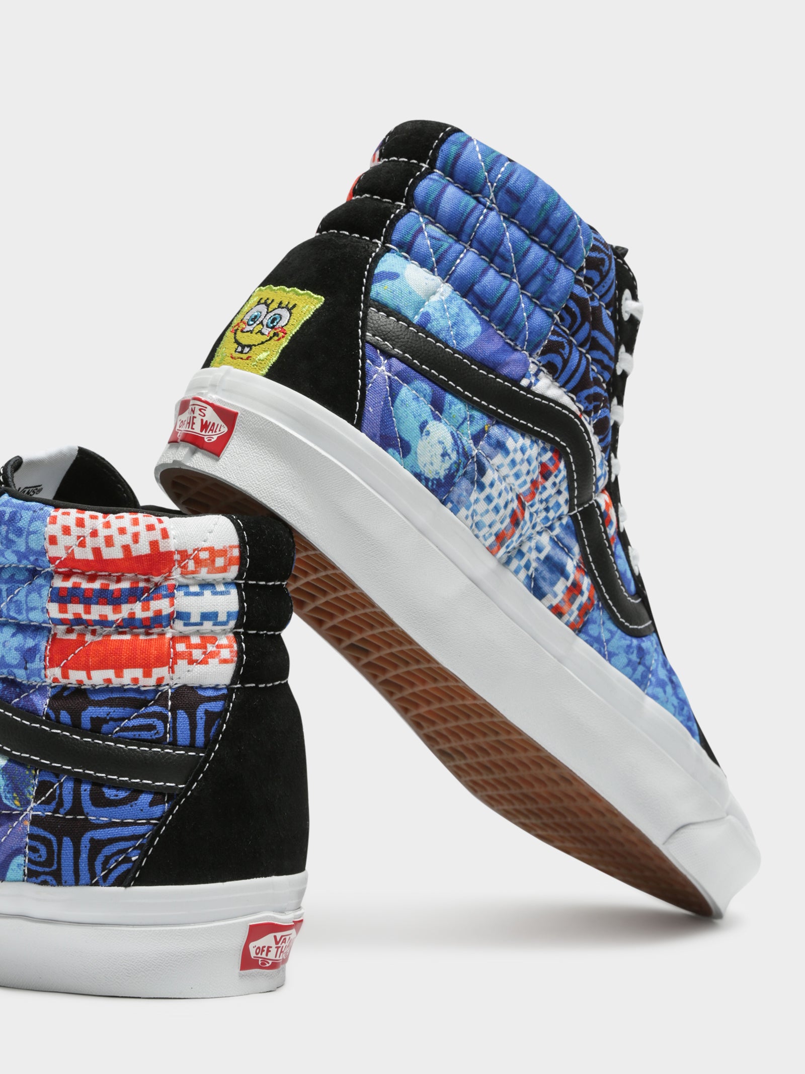 Unisex Sandy Liang X SpongeBob Sk8-Hi 38 DX Sneakers