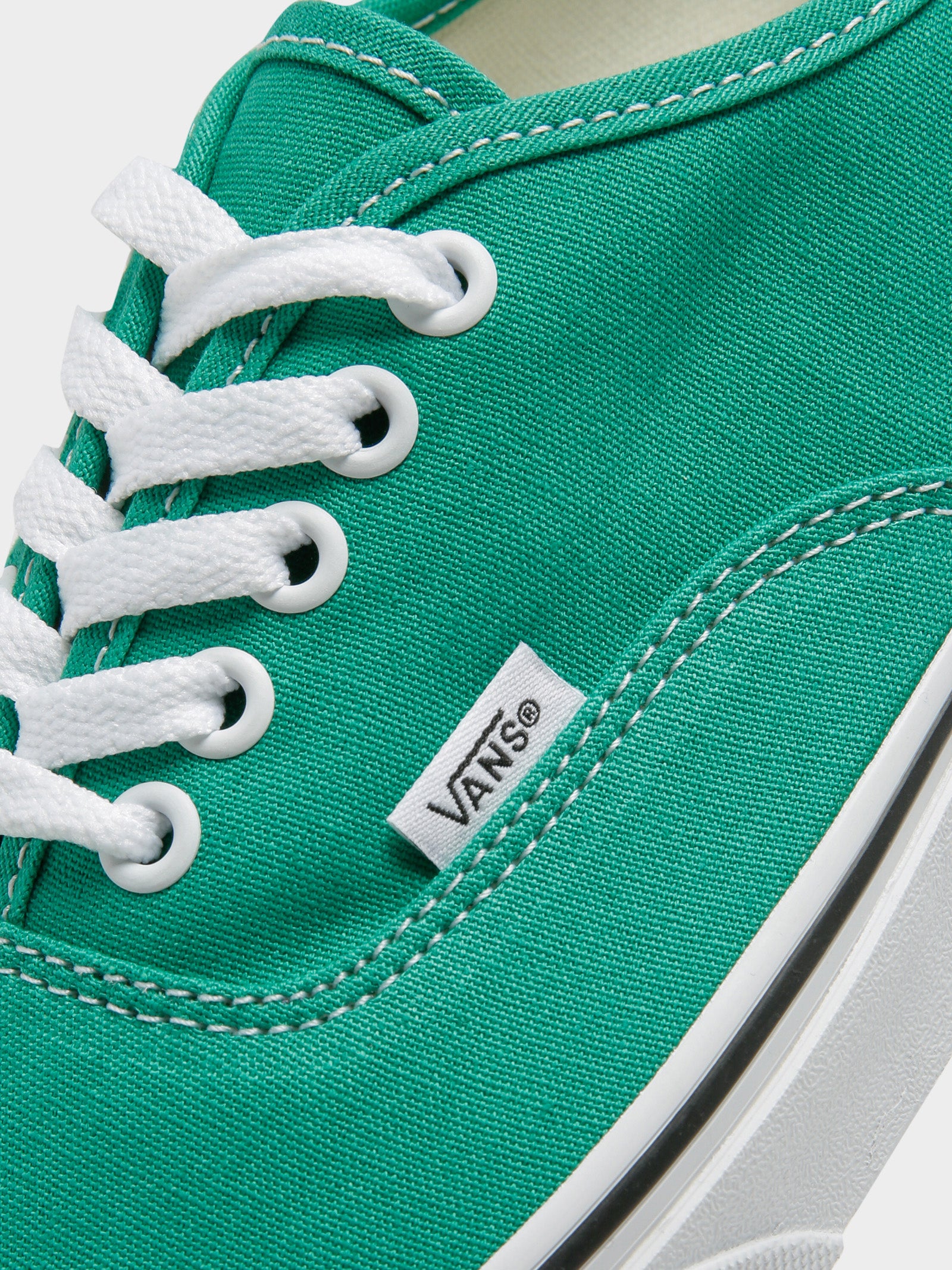 Unisex Authentic Sneakers