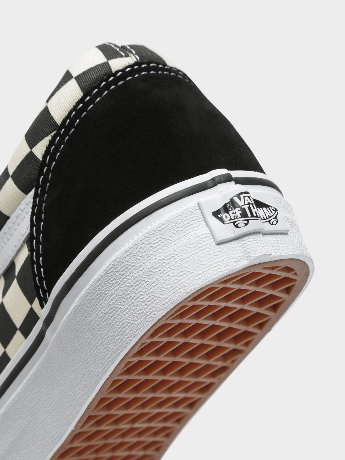 Unisex Old Skool Checkered Sneaker in Black &amp; White