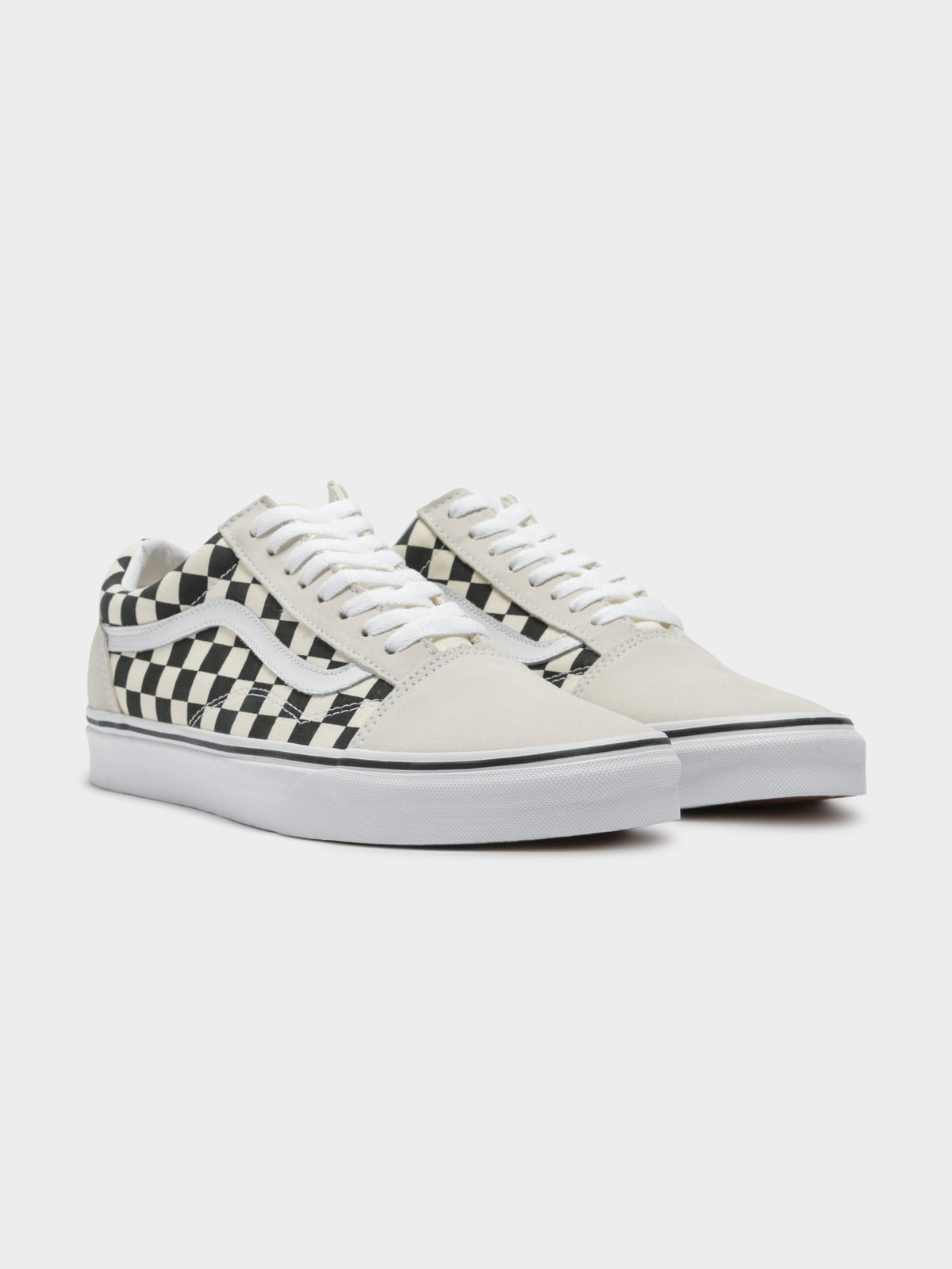 Unisex Old Skool Checkered Sneaker in White &amp; Black