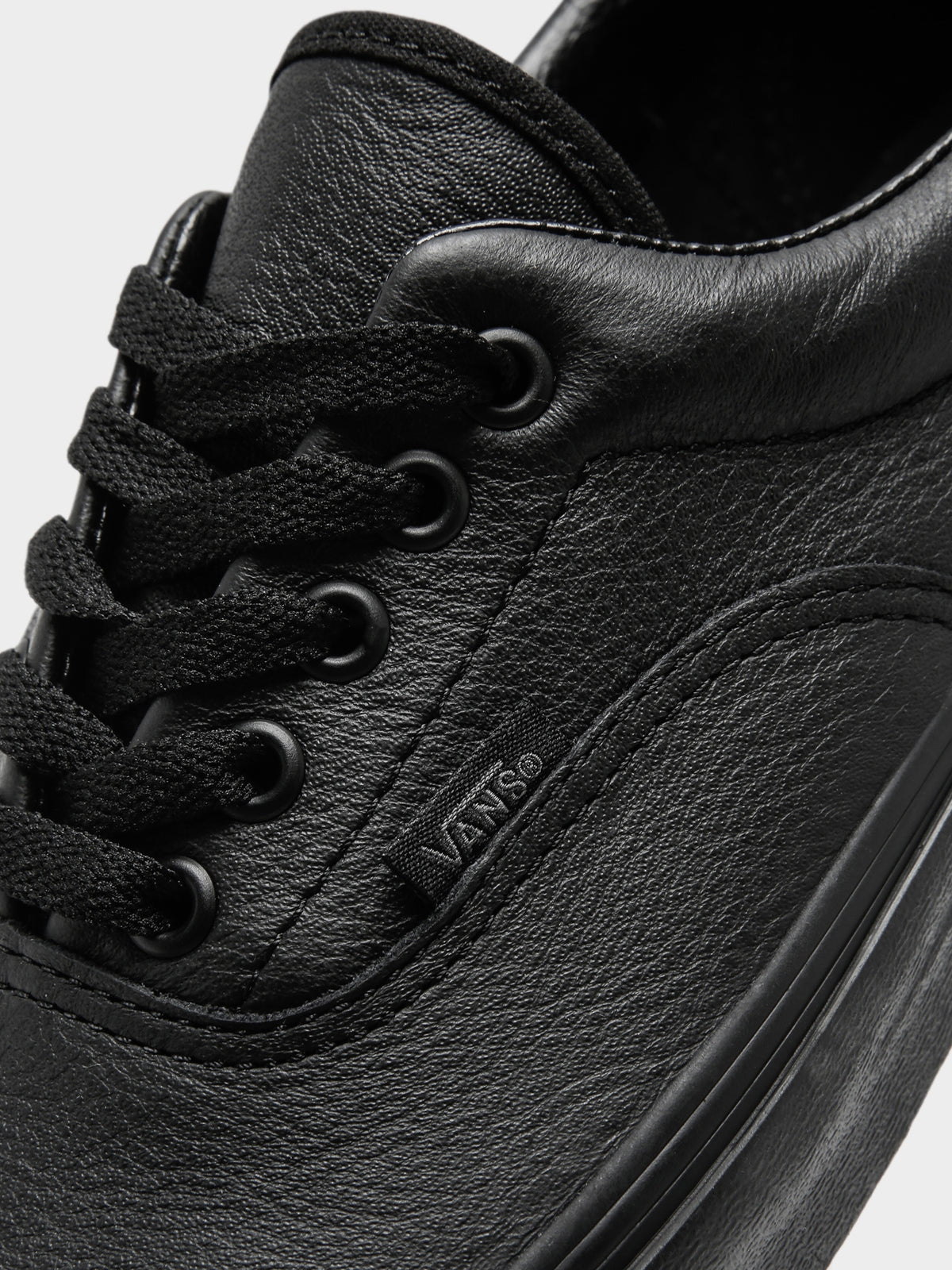 Unisex Era Leather Sneakers in Black