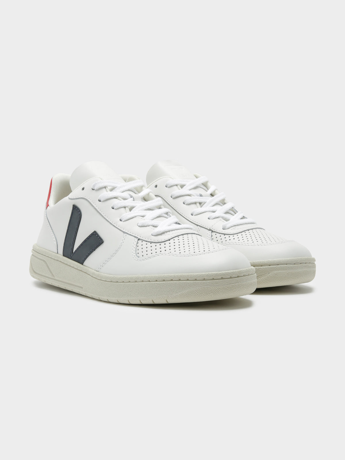 Unisex V-10 Leather Sneakers in Extra White &amp; Nautico Navy