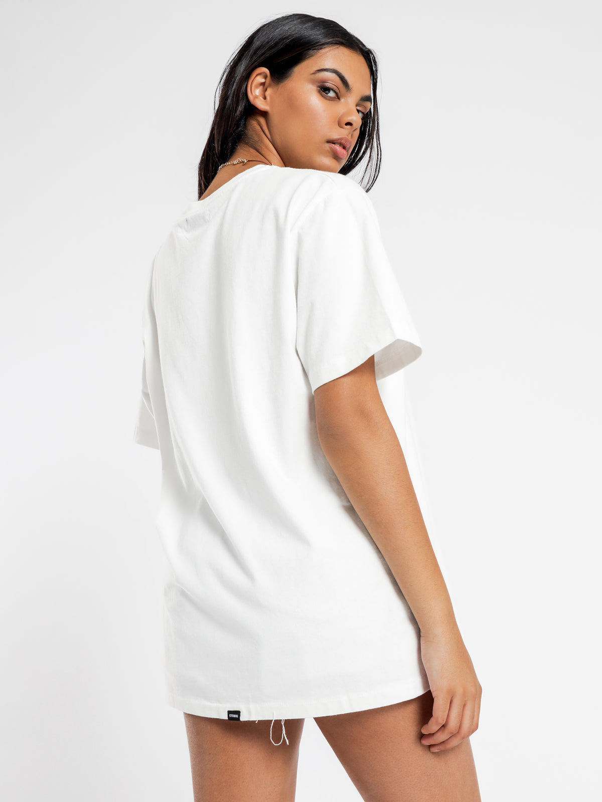 Mania Merch T-Shirt in Dirty White