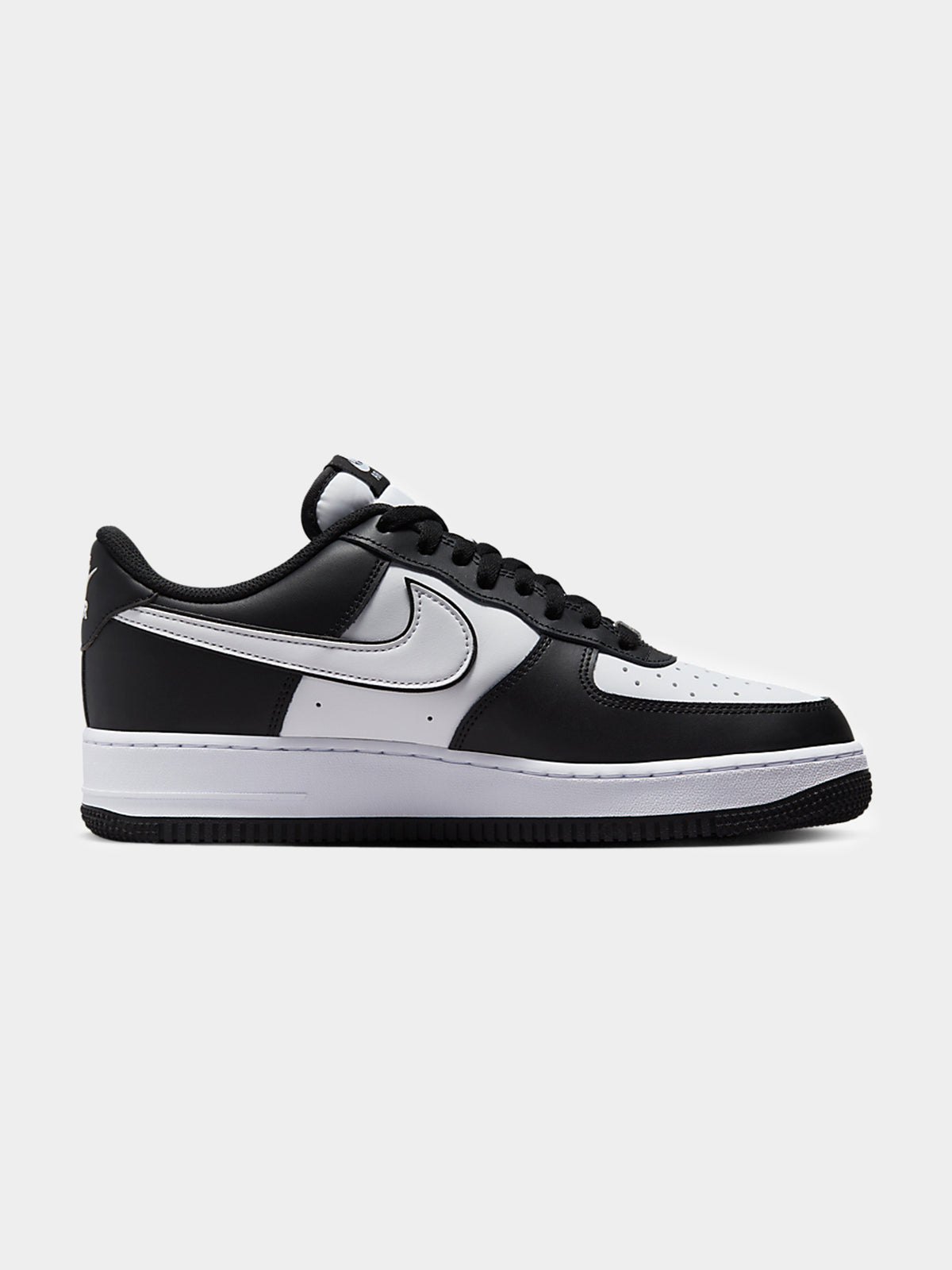Nike Mens Air Force 1 '07 Sneakers | Black/White
