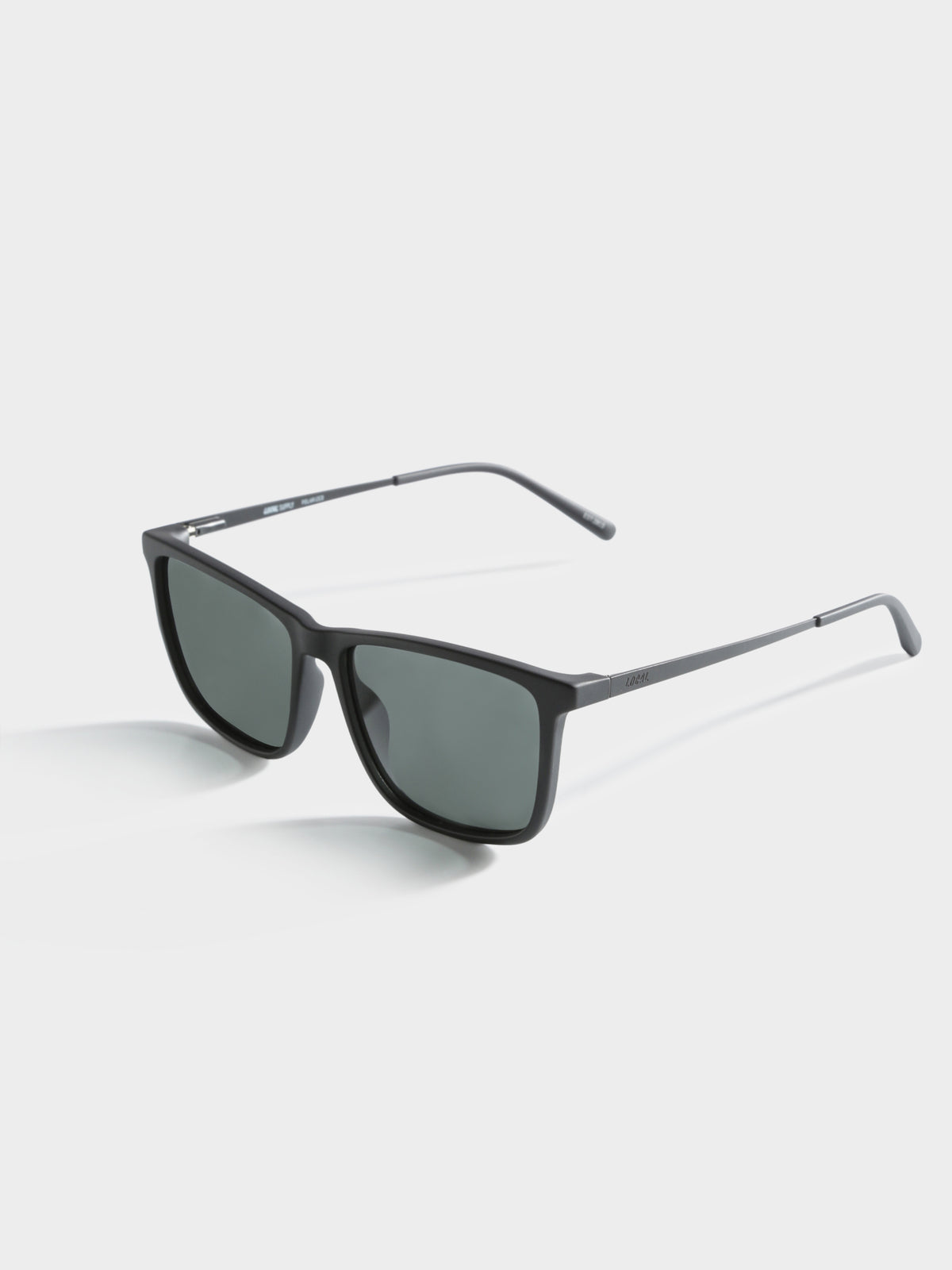 District Square BKM25 Polarised Sunglasses in Matte Black