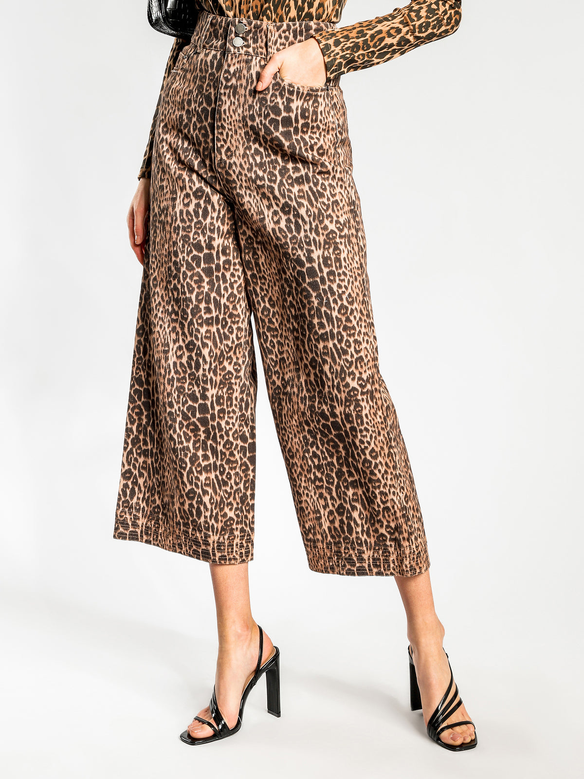 Reiterate Wide-Leg Jeans in Brown Leopard Denim