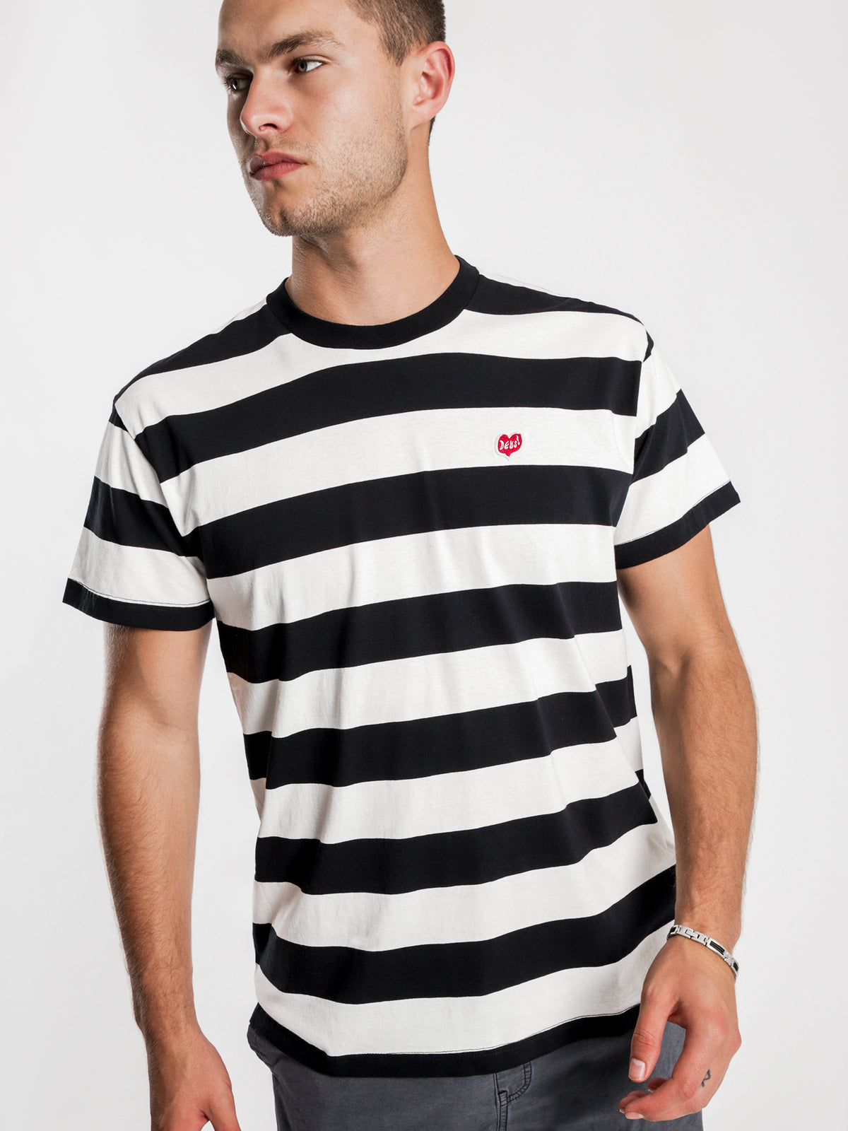 Amore Stripe Short Sleeve T-Shirt in Black
