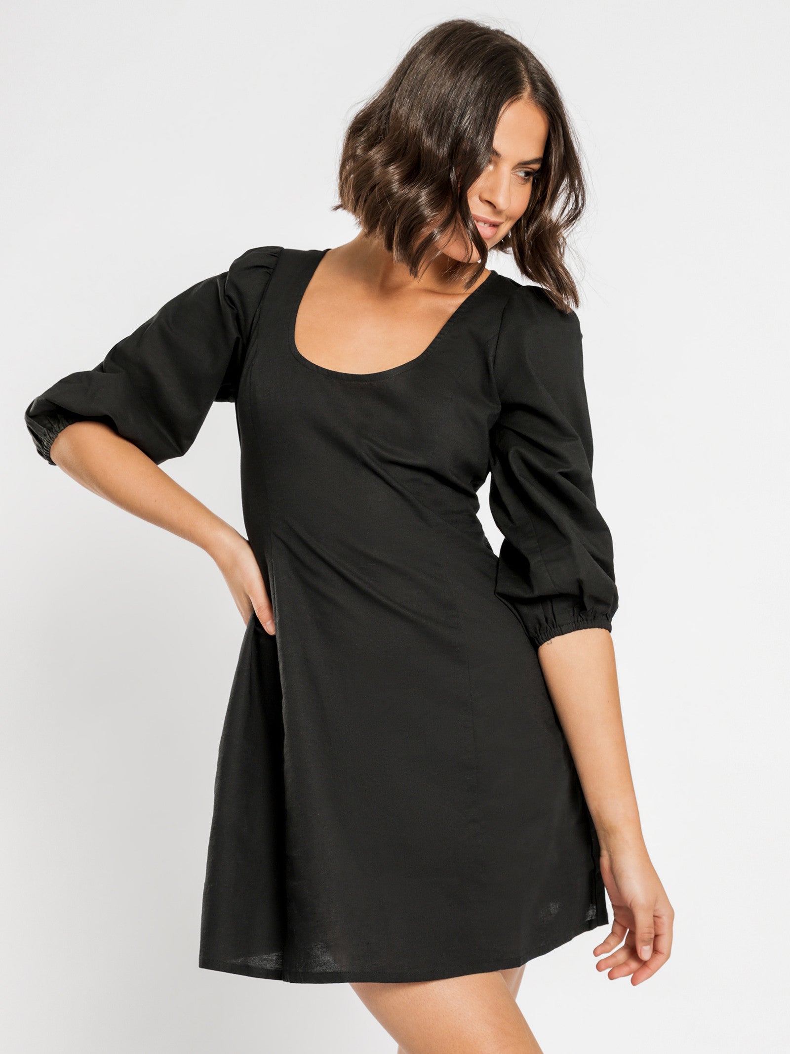 Kira Linen Dress in Black