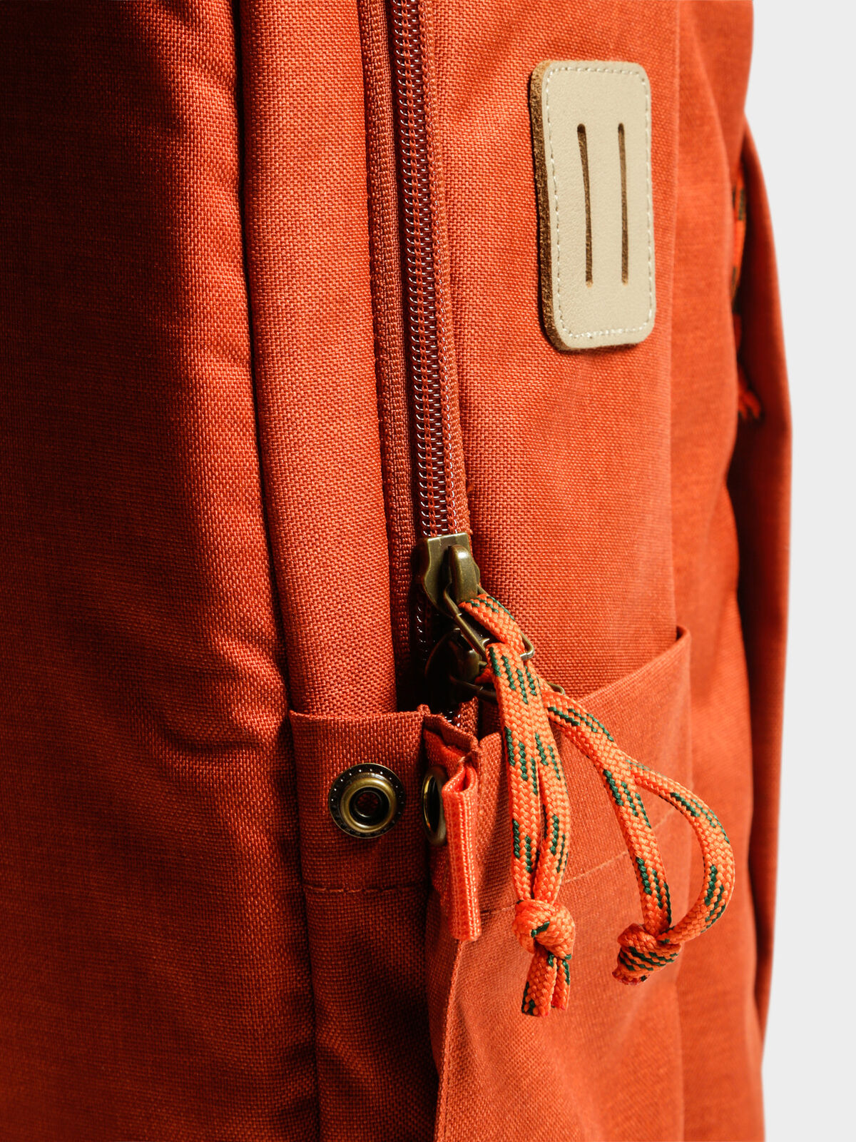 Crevasse Daypack Backpack in Red