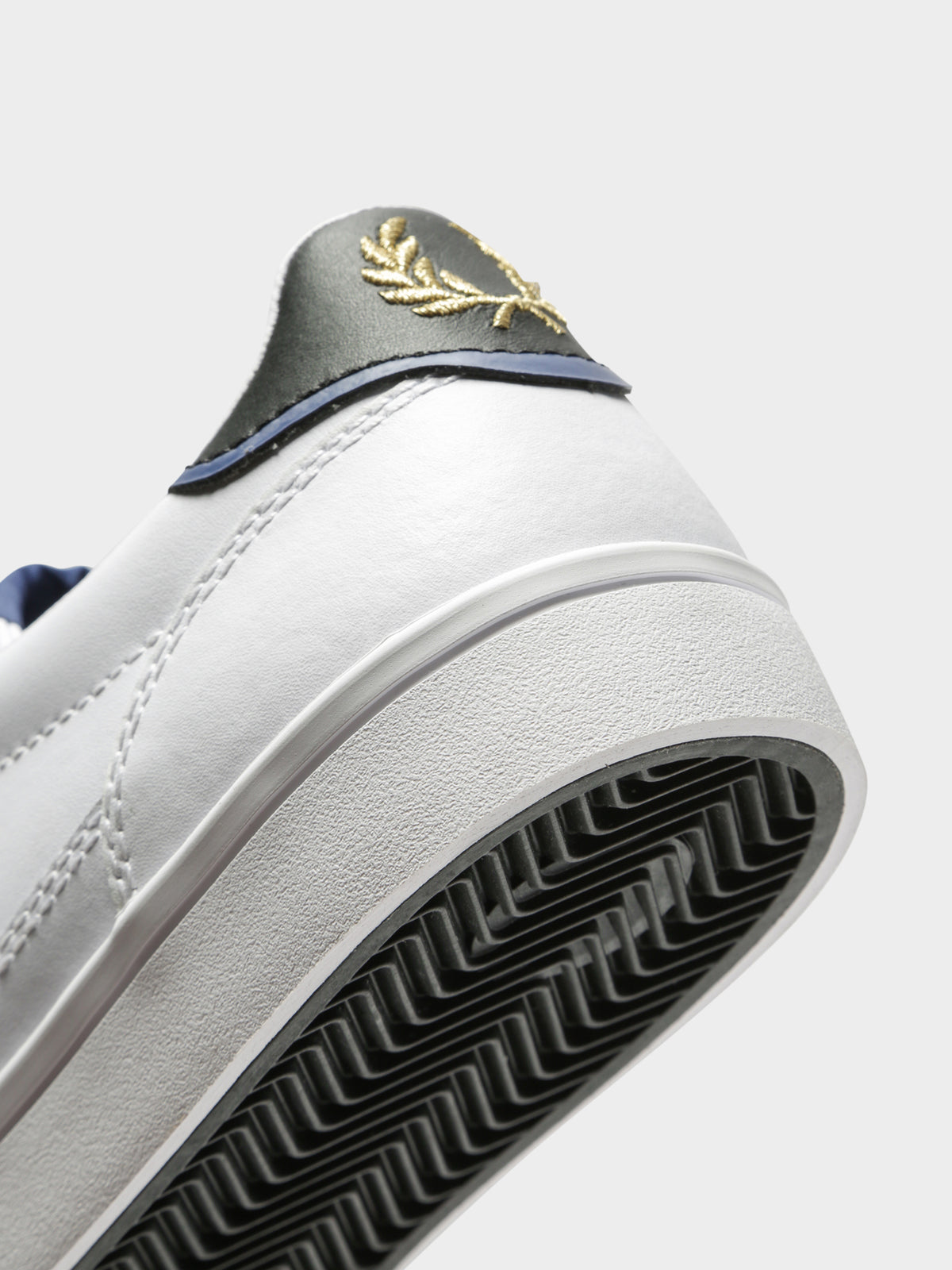 Fred Perry Mens Deuce Leather Sneaker | White